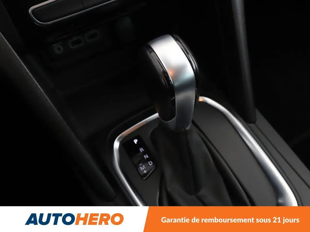 Renault Megane Berline — photo 25