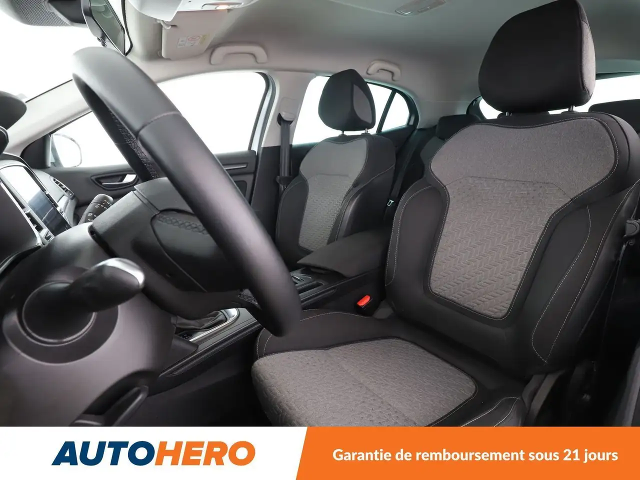 Renault Megane Berline — photo 10