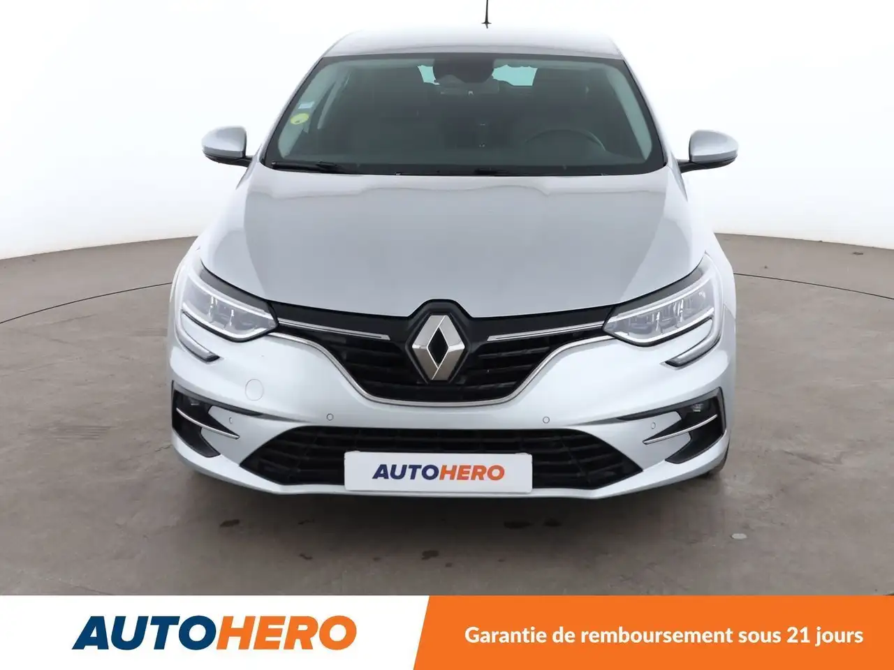 Renault Megane Berline — photo 9