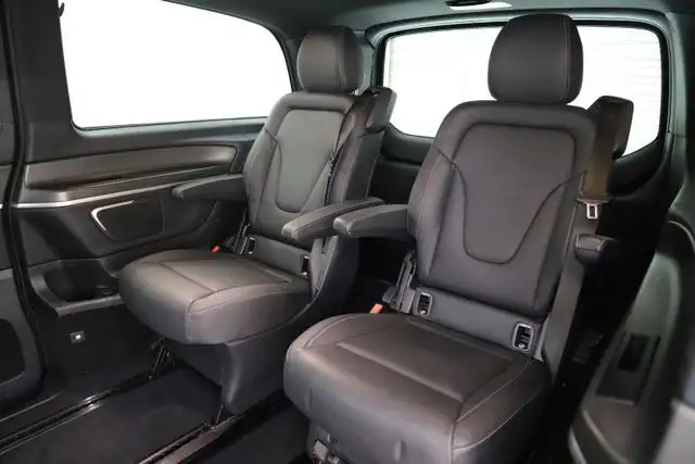 Mercedes-Benz V 300 view 14