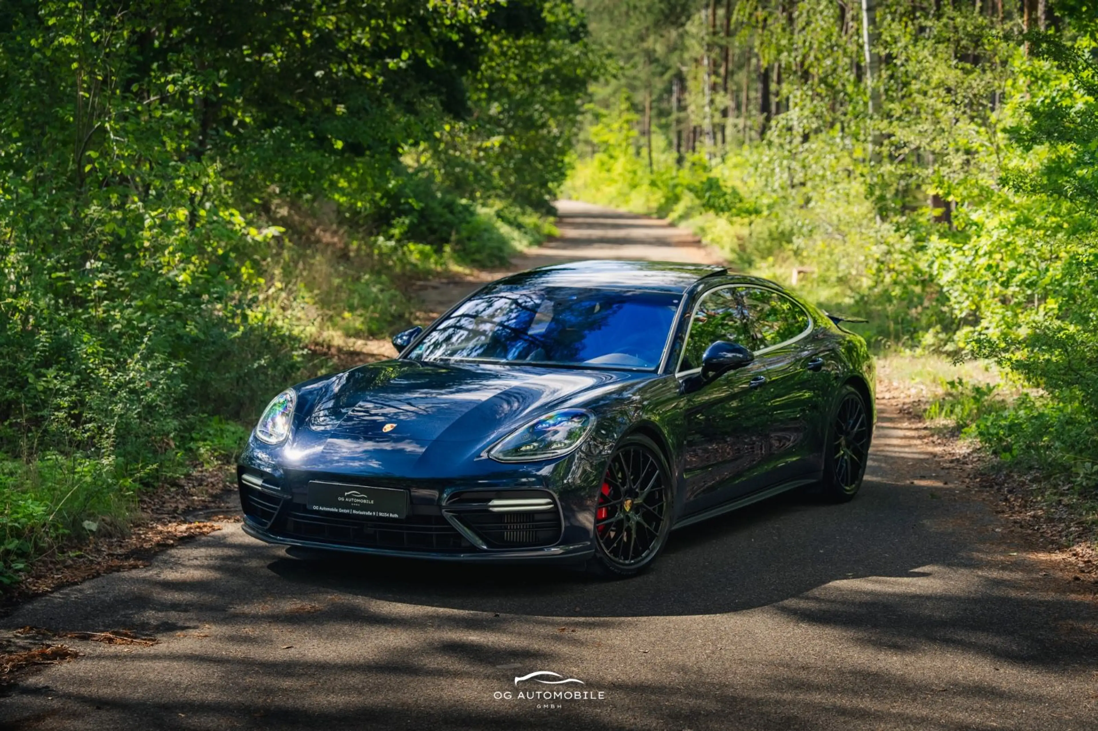Porsche Panamera Turbo*360*PANO*MEMORY*S.-CHRONO*MATRIX* — photo 4