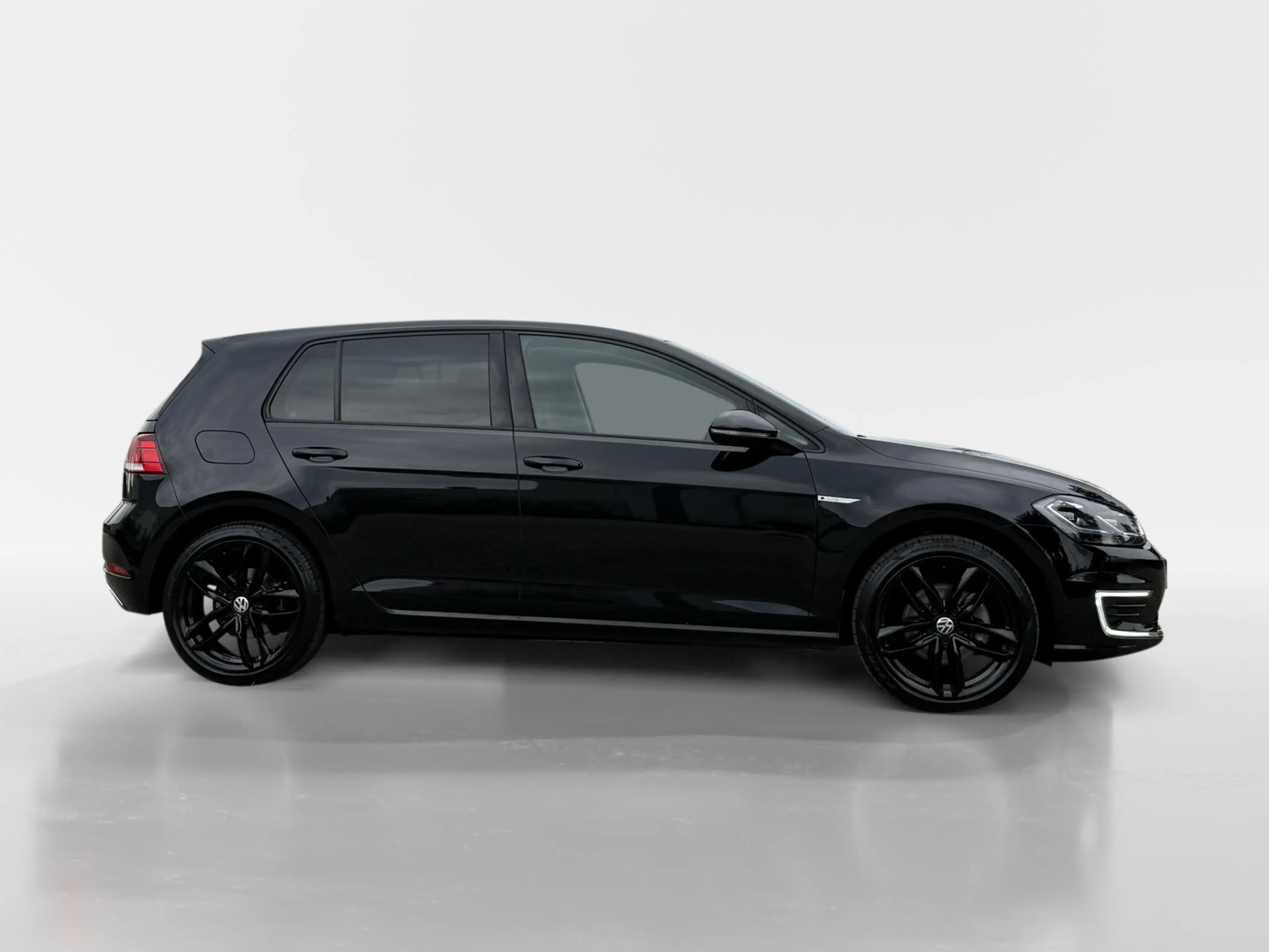 Volkswagen e-Golf E-DITION — photo 4