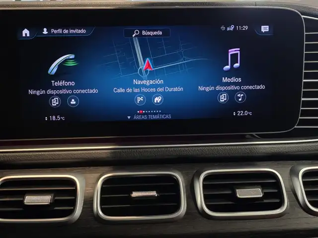 Mercedes-Benz GLE view 30