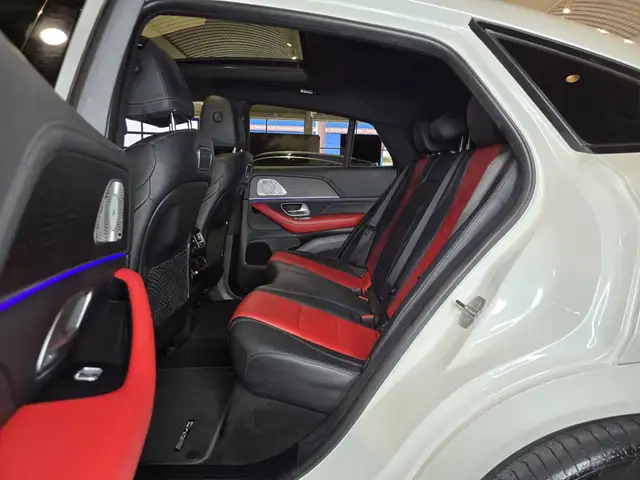 Mercedes-Benz GLE view 25