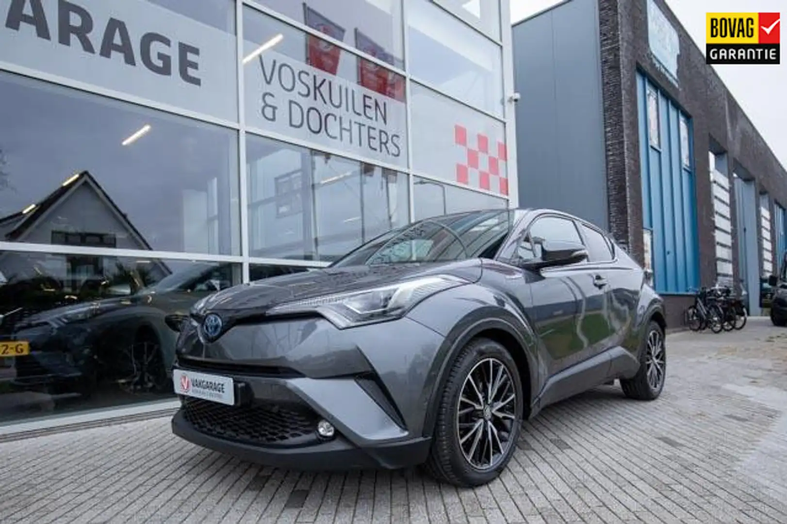 Toyota C-HR 1.8 Hybrid Style| Dodehoeksensoren | Luxe interieu Grau - 1