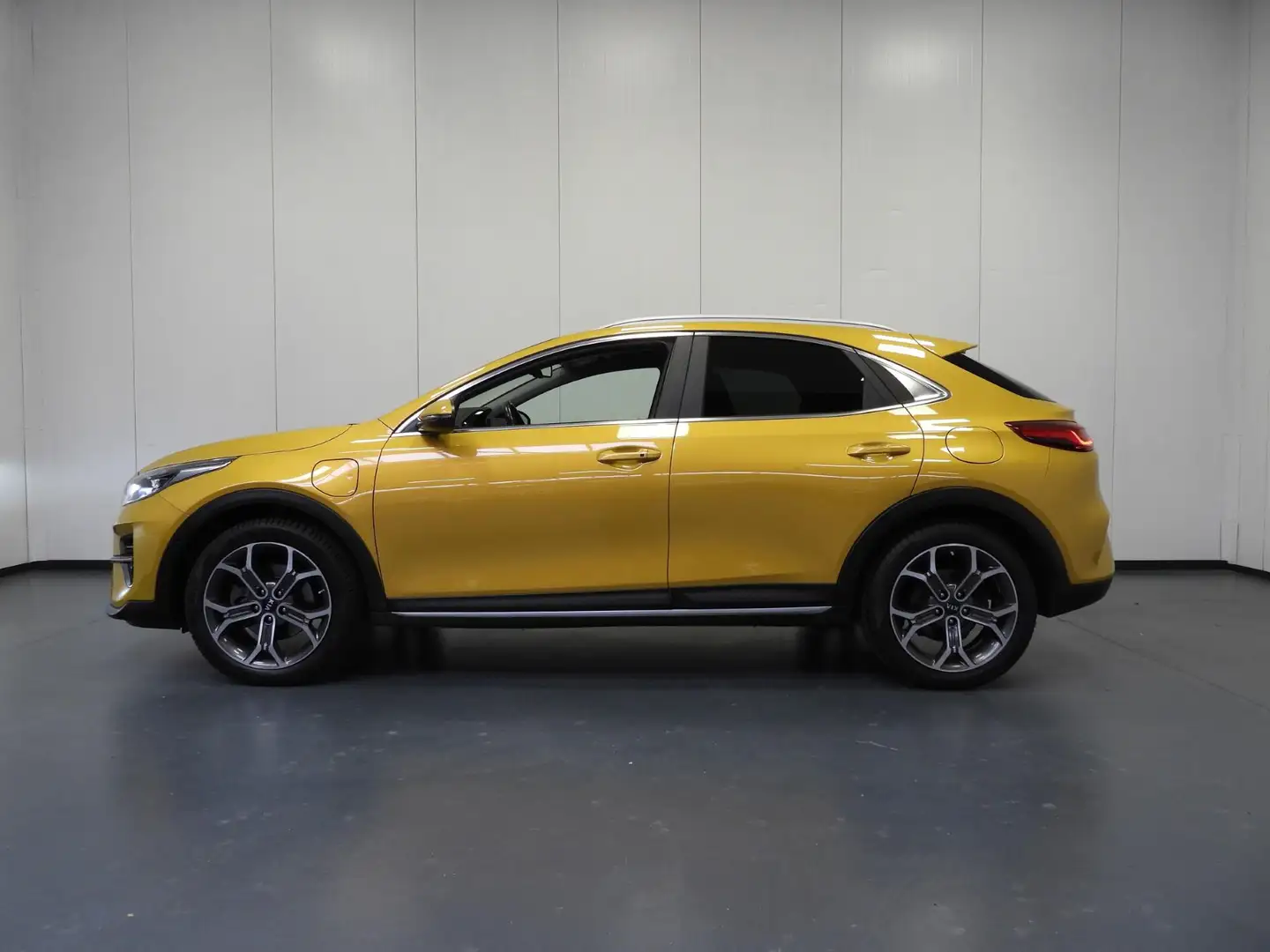 Kia XCeed 1.6 GDi PHEV Plug-In DynamicPlusLine NAVI/CAMERA/E Jaune - 2