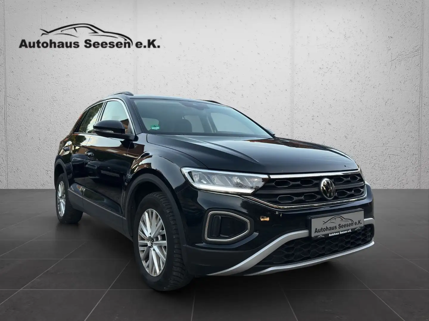 Volkswagen T-Roc Life*Virtual*LED*AHK* Noir - 1