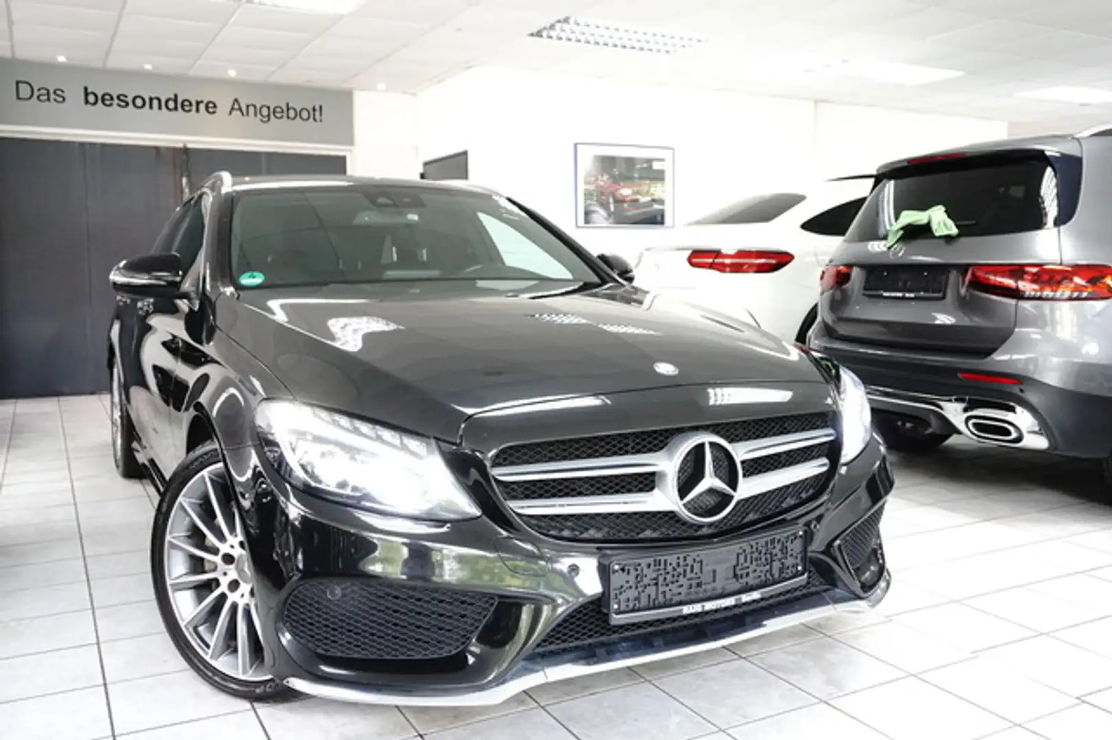 Mercedes-Benz C 200 T CGI AMG Line LEDER NAVI LED SPUR PAKET MB-SC Zwart - 1