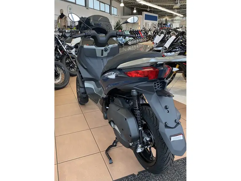 Piaggio MP3 310 - foto 3