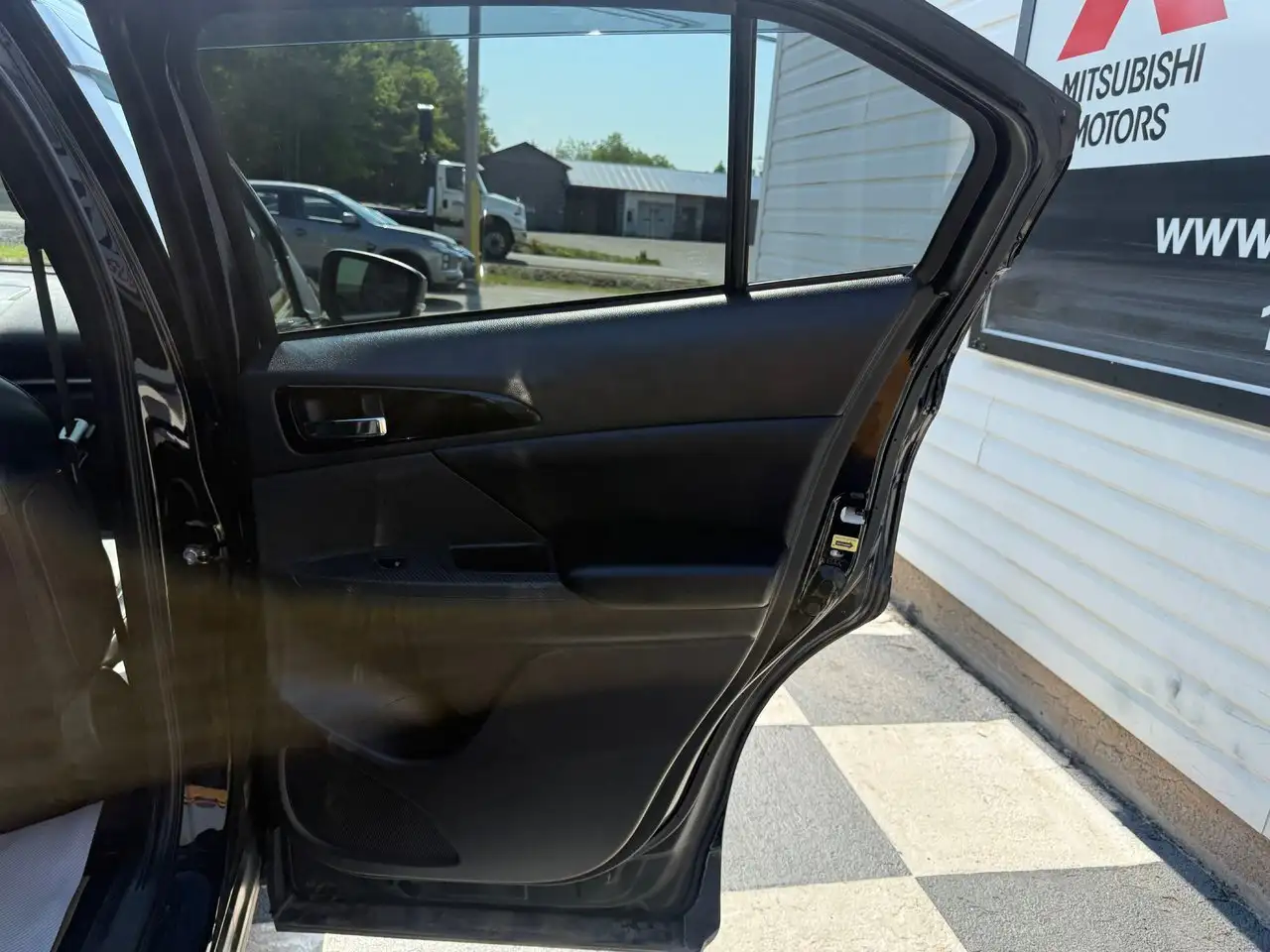 Mitsubishi Eclipse Cross photo Mitsubishi Eclipse Cross