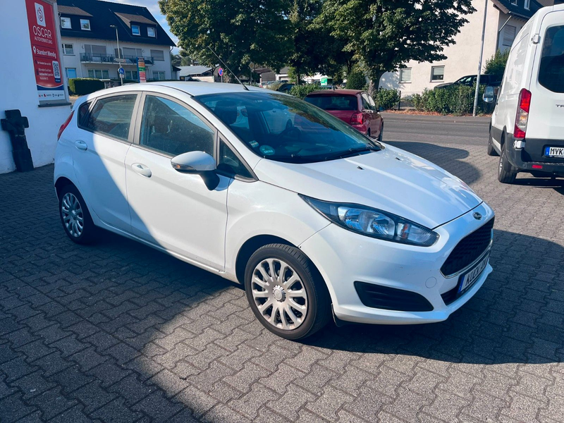 Ford Fiesta Trend 100 PS mit Automatik — photo 4