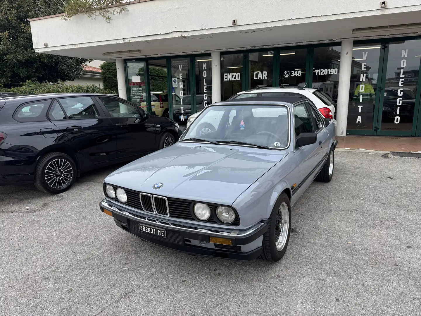 BMW 320 320i 2p - 1