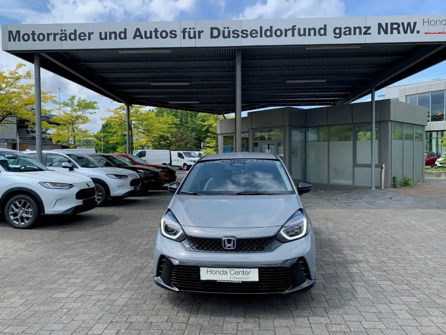 Honda Jazz 1.5 Advance Sport|Automatik|MagicSeats|Navi Gris - 2