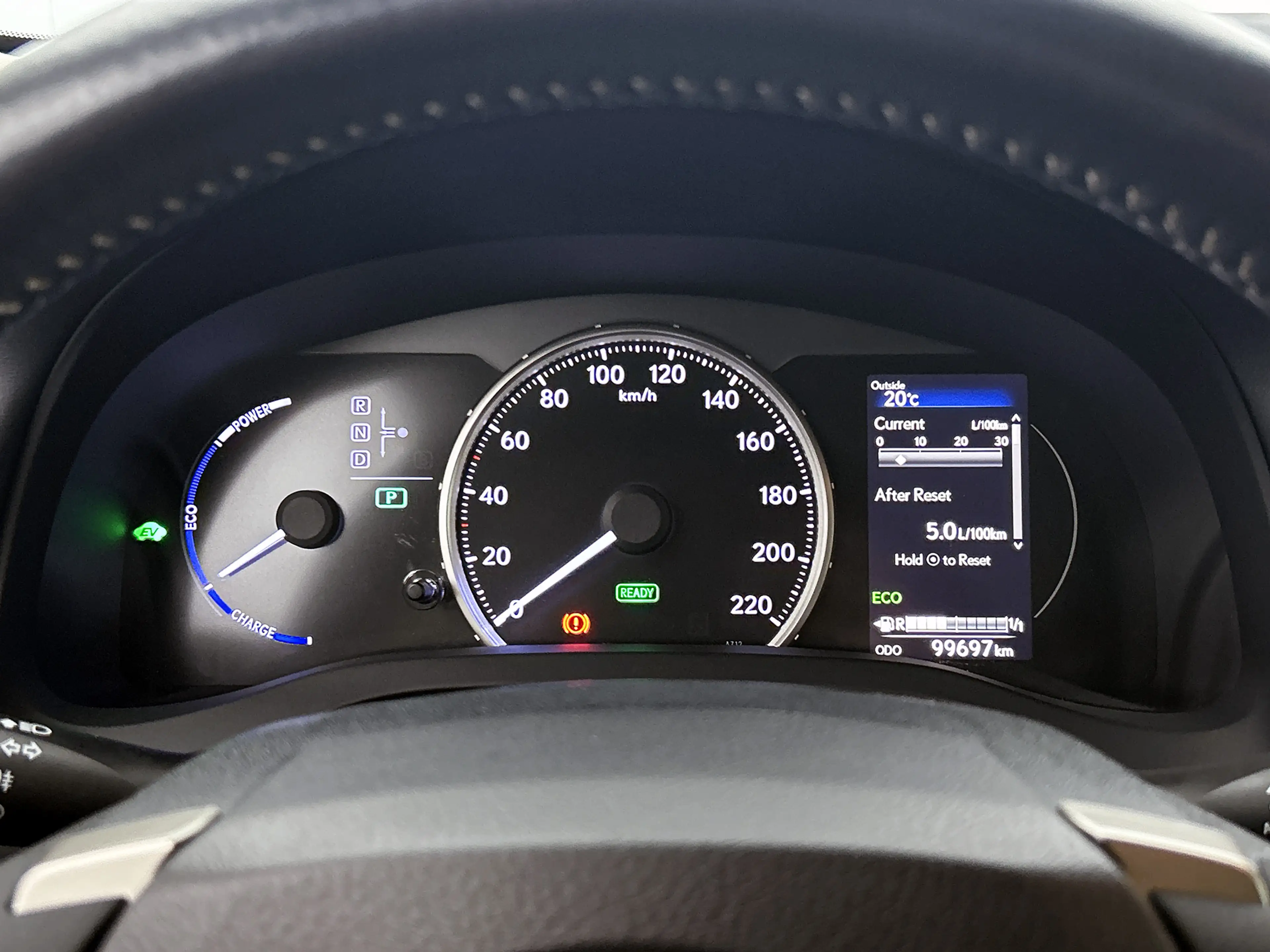 Lexus CT 200h Business Launch Edition | LED-koplampen | Parkeers — photo 5