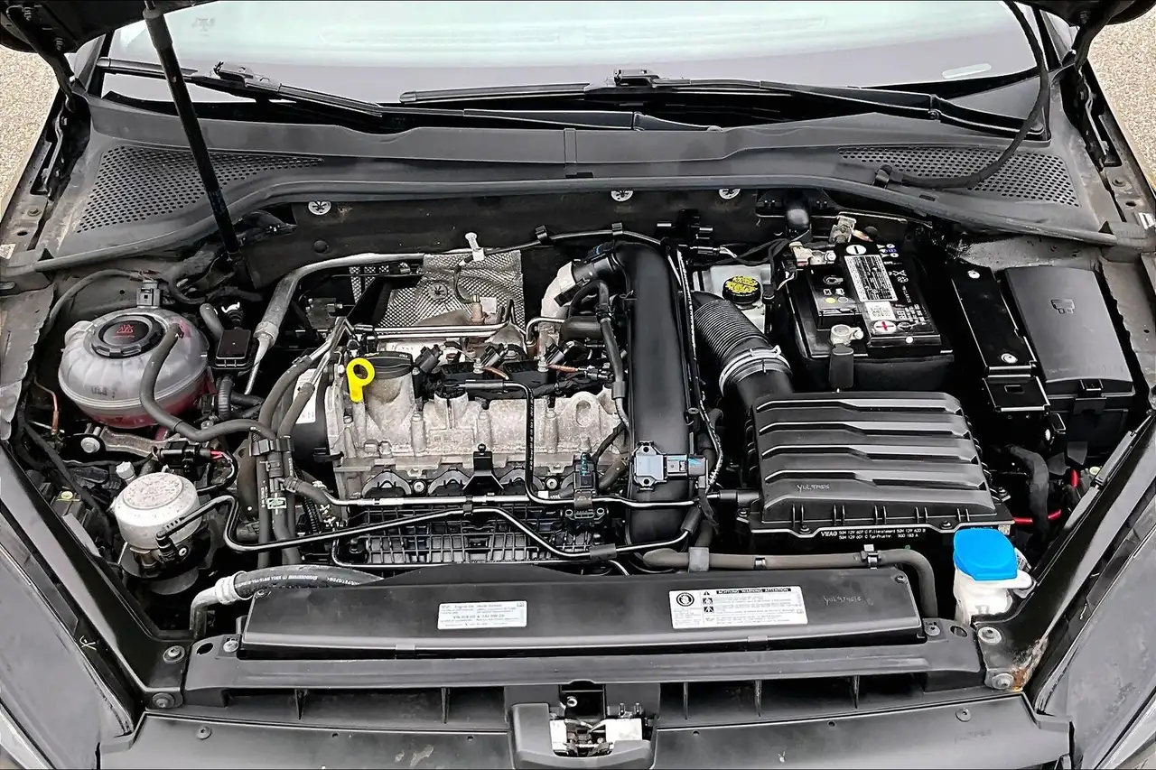 Volkswagen Golf снимка Volkswagen Golf