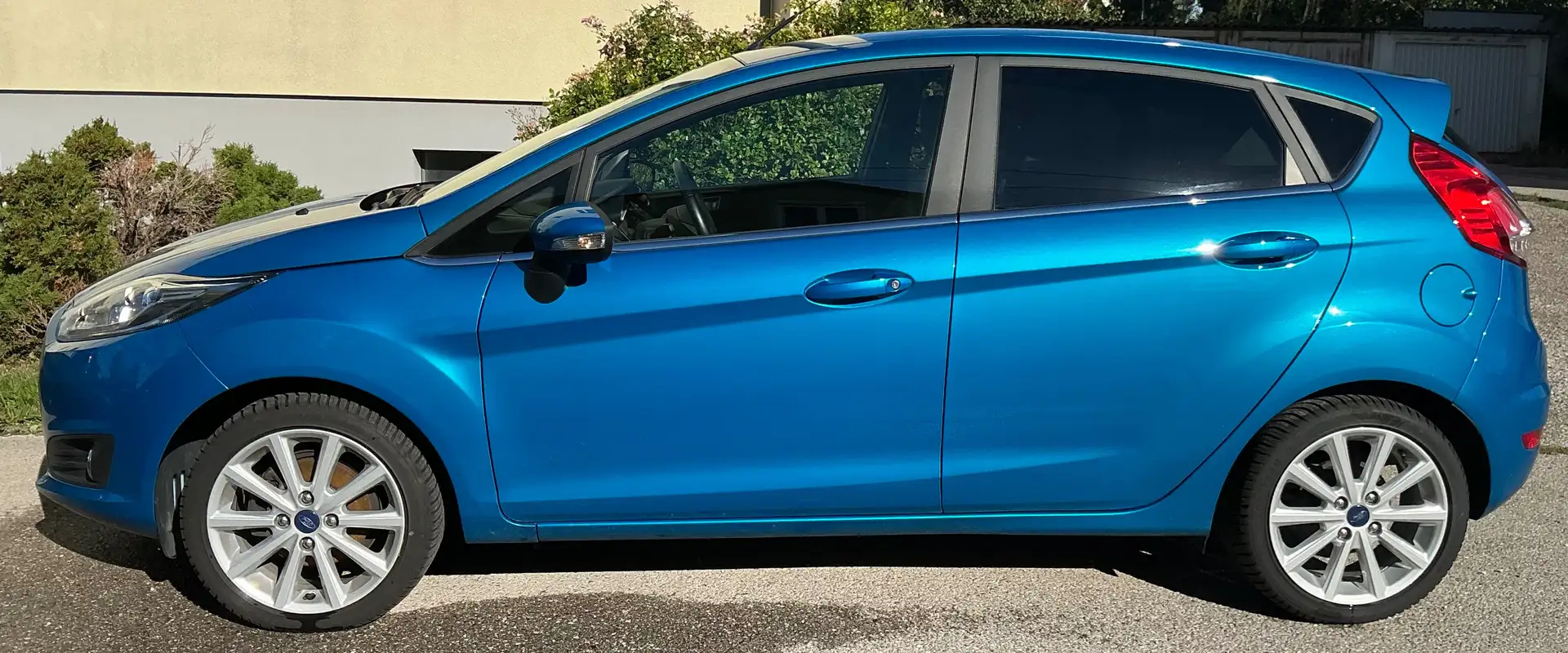Ford Fiesta Fiesta Titanium 1,0 EcoBoost Start/Stop Titanium Start/Stop Blau - 2