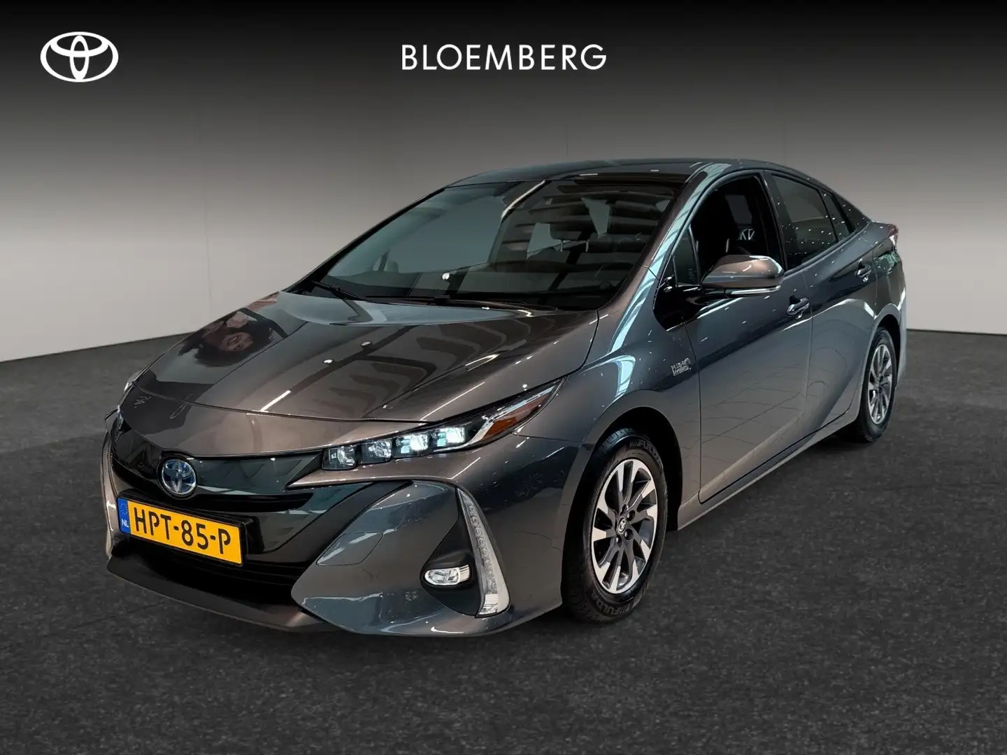 Toyota Prius 1.8 Plug-in Executive | Full Map Navi | Bluetooth Grau - 1
