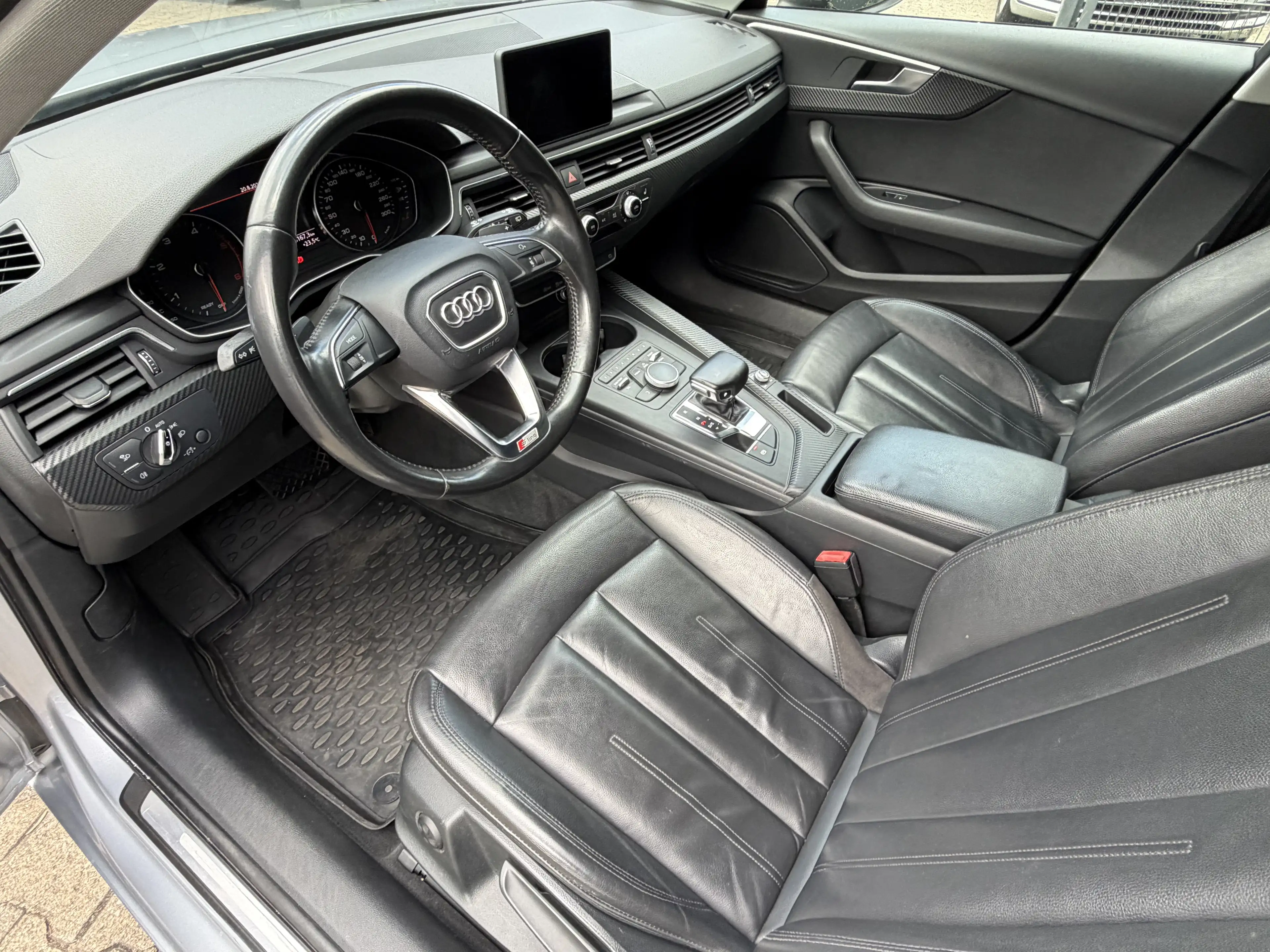 Audi A4 2.0 TDI Avant S-Tronic Xenon Navi Leder AHK Silber — photo 3