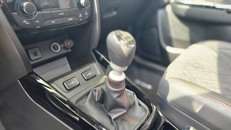 Suzuki Vitara 1,4 Comfort+ "X-ITE" Sondermodell WKR — photo 5