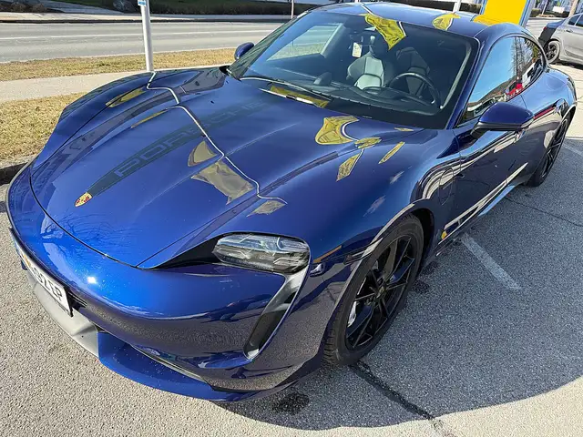 Porsche Taycan Turbo 83,7kWh **APPROVED NEU/SERVICE NEU/Picker...