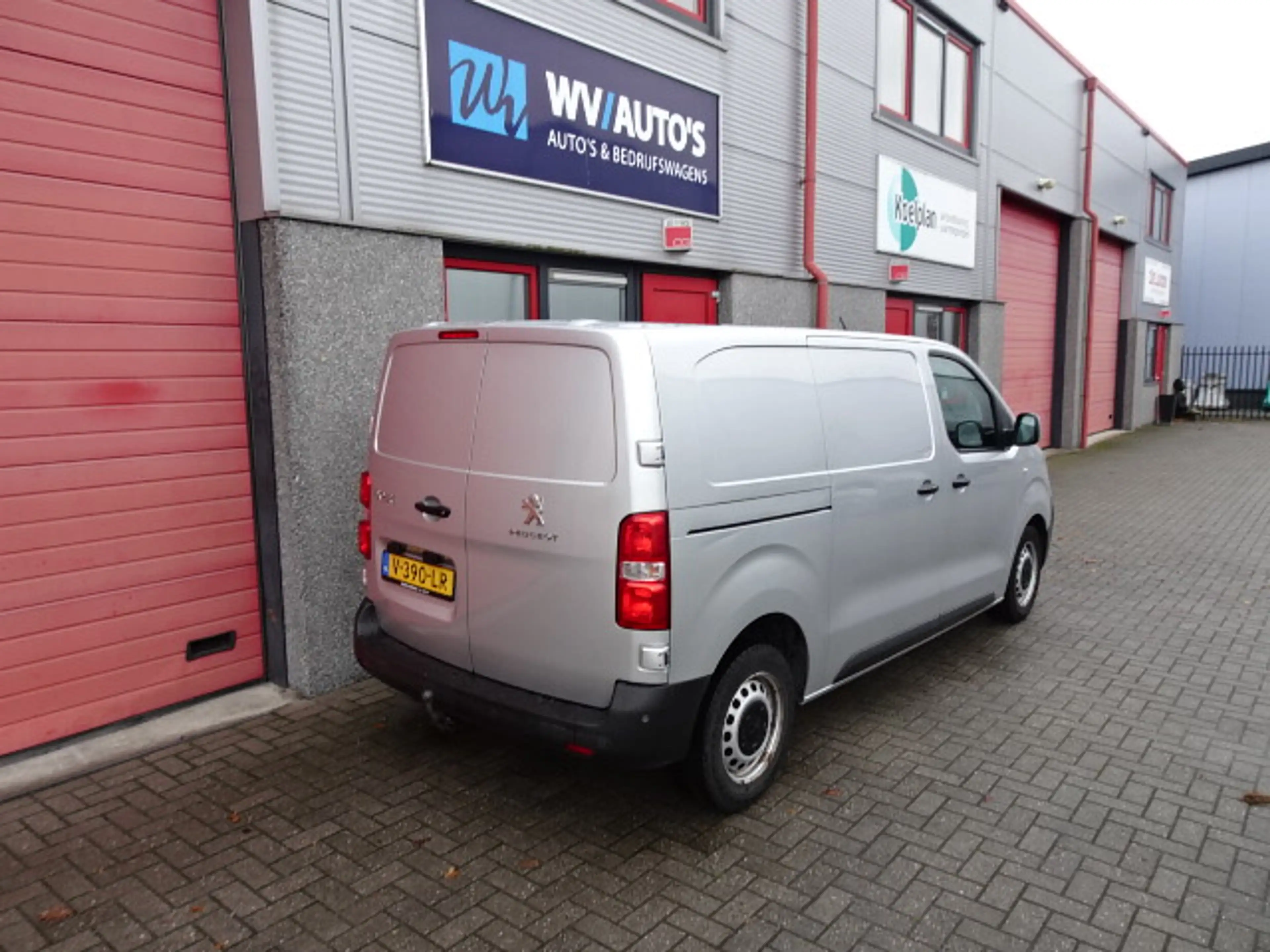 Peugeot Expert 231S 2.0 BlueHDI 120 Premium — photo 3
