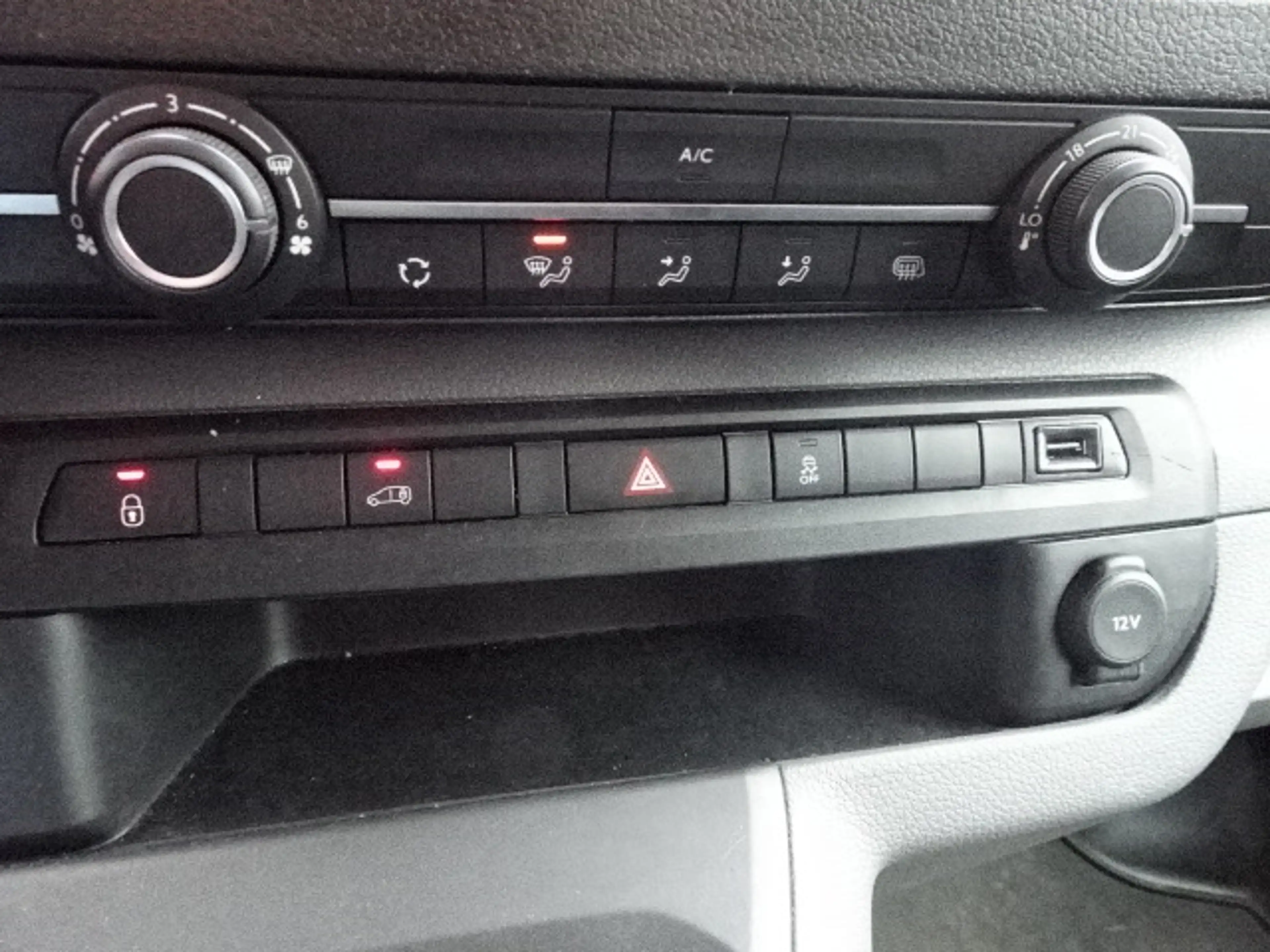Peugeot Expert 231S 2.0 BlueHDI 120 Premium — photo 10