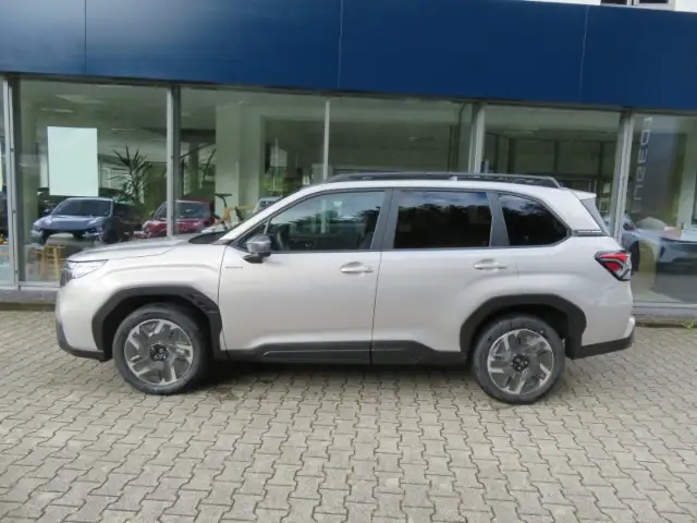 Subaru Forester 2.0ie Exclusive El. Panodach Navi Memory Sitze 360