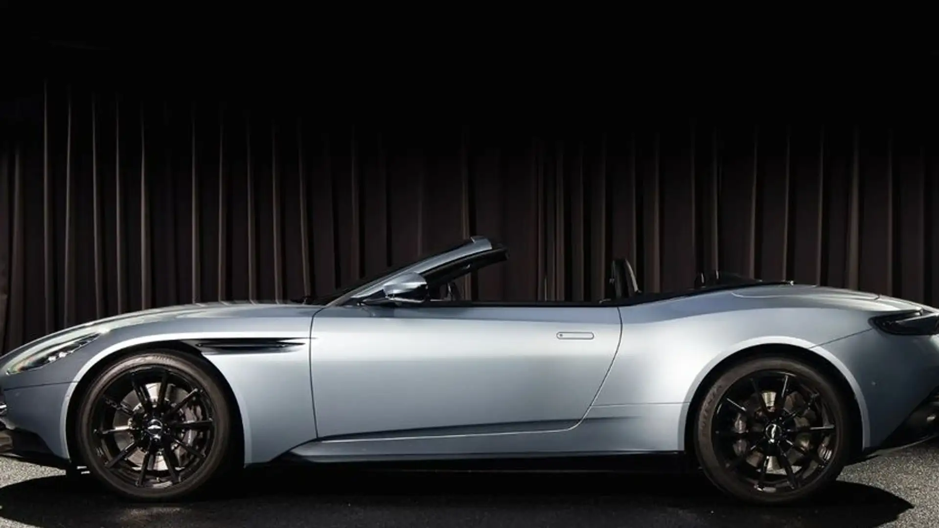 Aston Martin DB11 4.0 510 Argent - 2