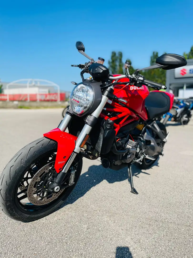 Ducati Monster 821 Rood - 2