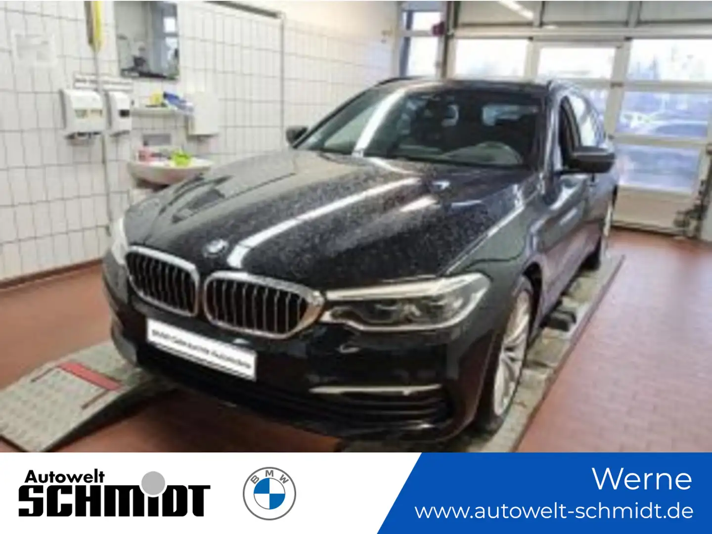BMW 540 d xDrive Touring + GARANTIE Schwarz - 1