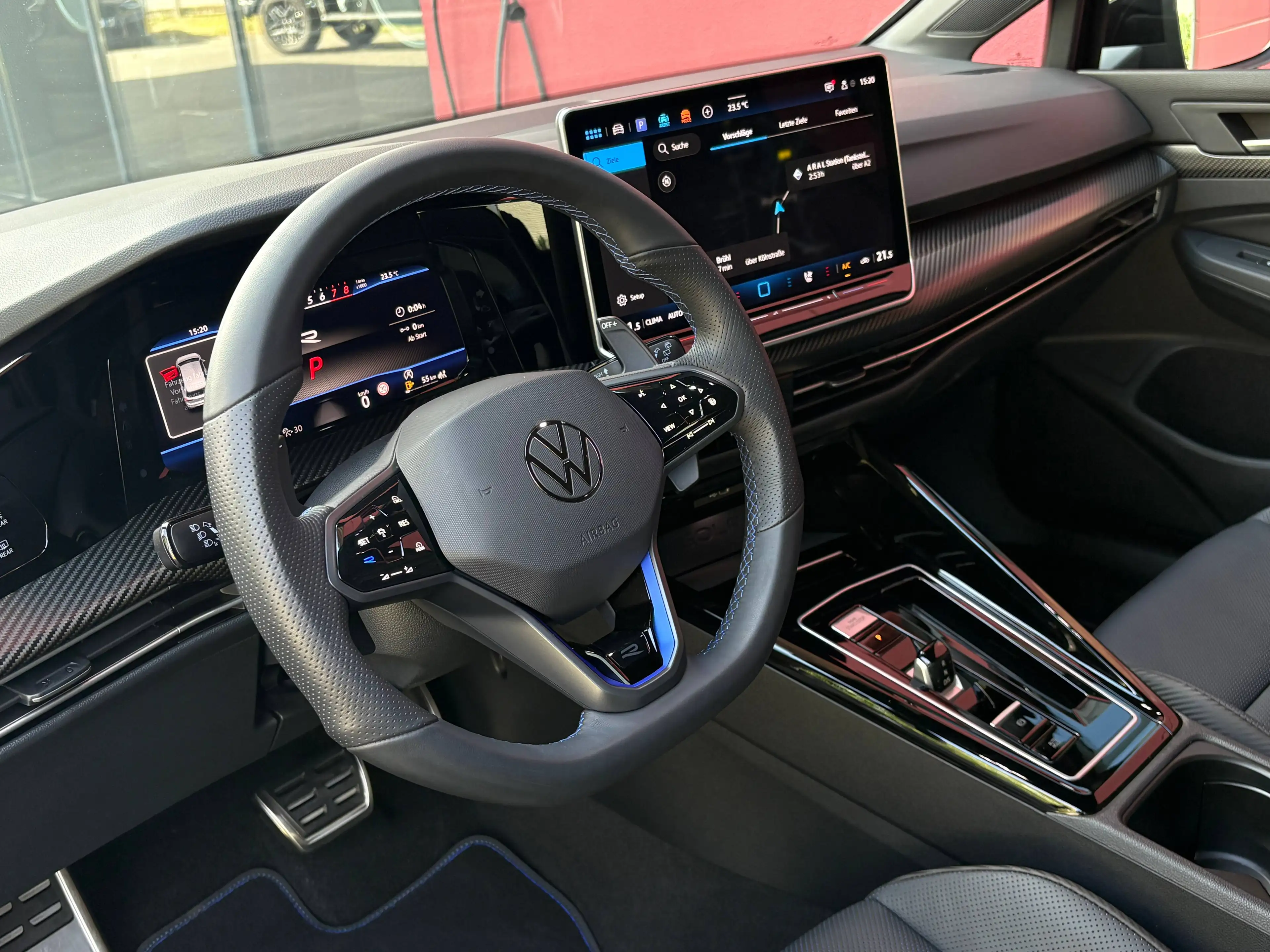 Volkswagen Golf R 2.0 TSI OPF 4MOTION DSG SONDERMODELL BLACK EDITION 333PS LEDERPAKET CARBON 1-HAND TOP* — photo 11