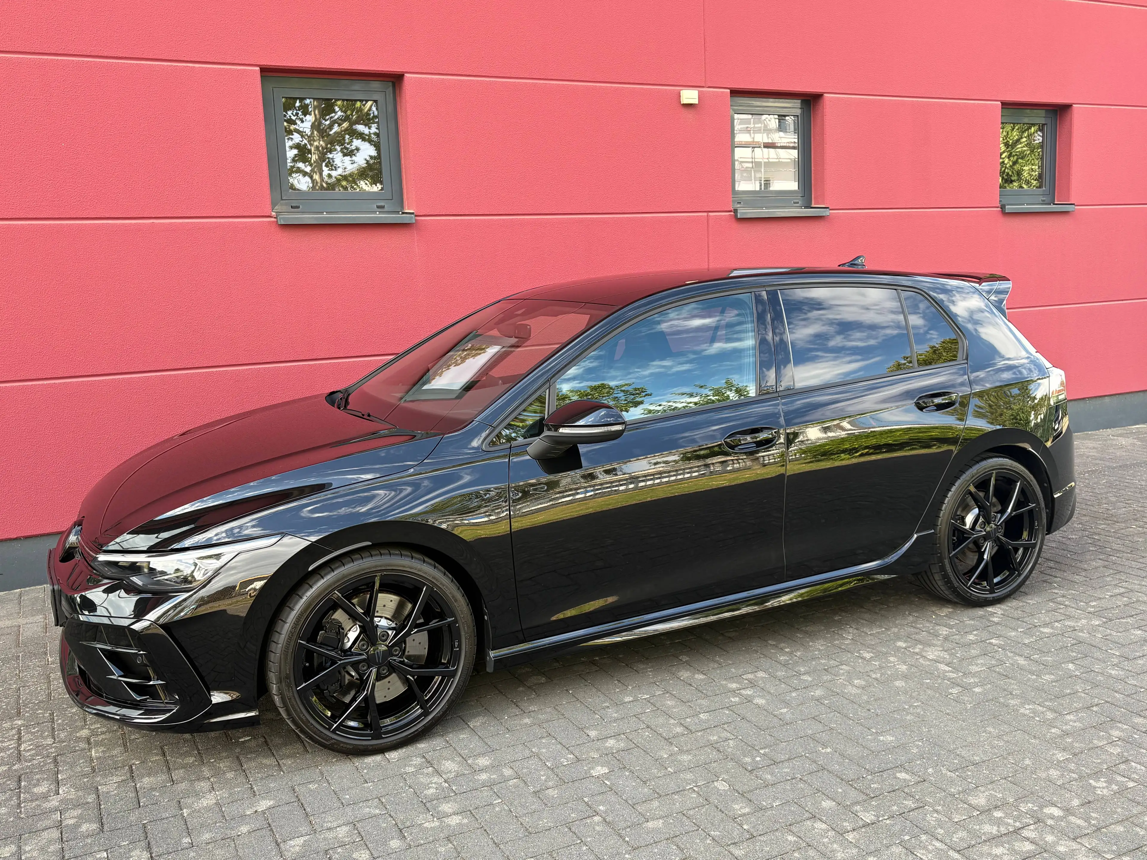 Volkswagen Golf R 2.0 TSI OPF 4MOTION DSG SONDERMODELL BLACK EDITION 333PS LEDERPAKET CARBON 1-HAND TOP* — photo 8