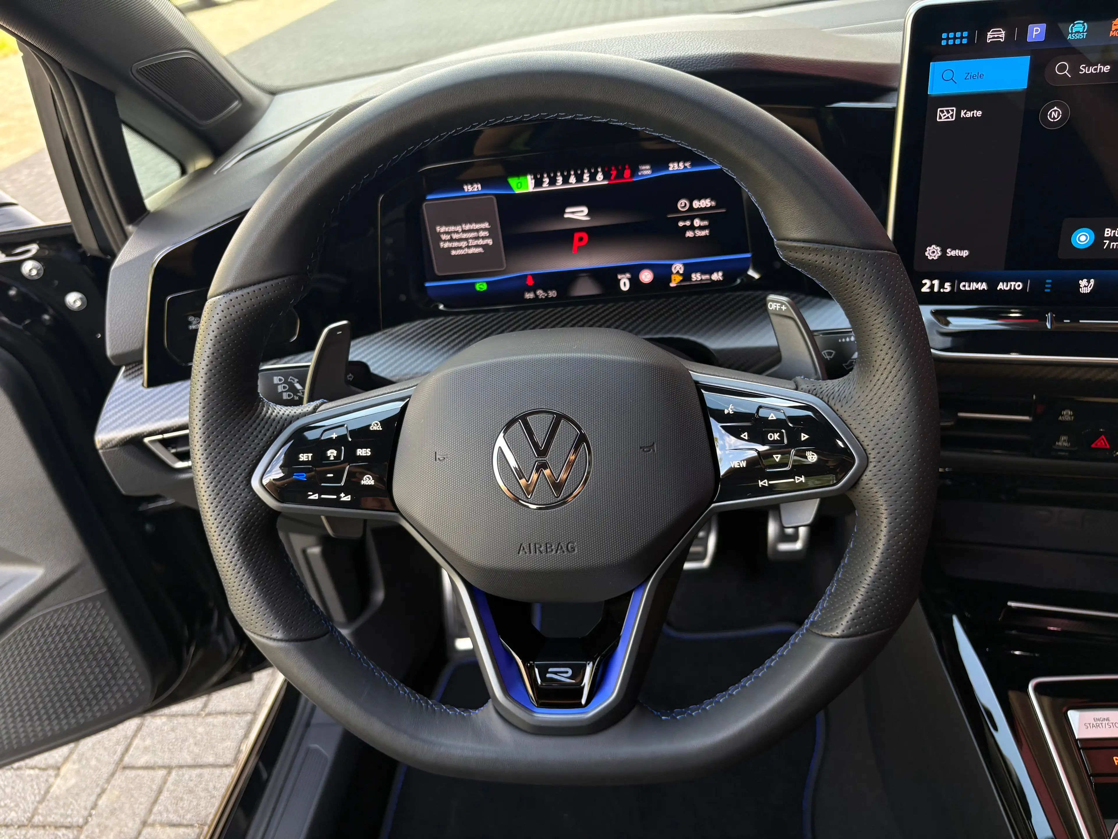 Volkswagen Golf R 2.0 TSI OPF 4MOTION DSG SONDERMODELL BLACK EDITION 333PS LEDERPAKET CARBON 1-HAND TOP* — photo 15