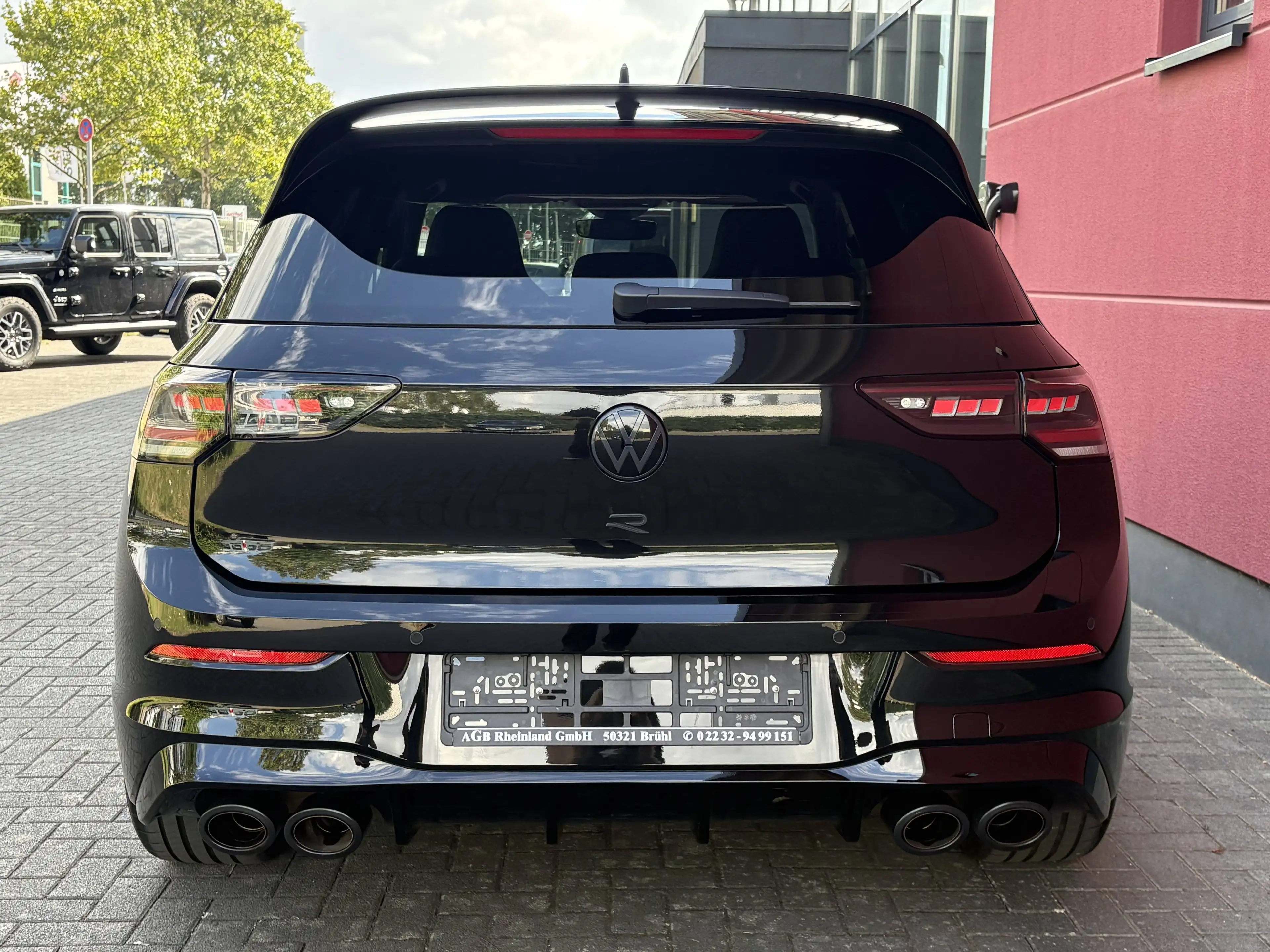 Volkswagen Golf R 2.0 TSI OPF 4MOTION DSG SONDERMODELL BLACK EDITION 333PS LEDERPAKET CARBON 1-HAND TOP* — photo 10