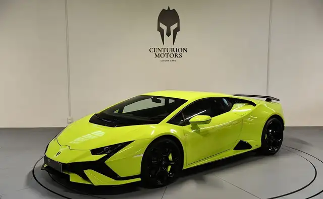 Lamborghini Tecnica main image