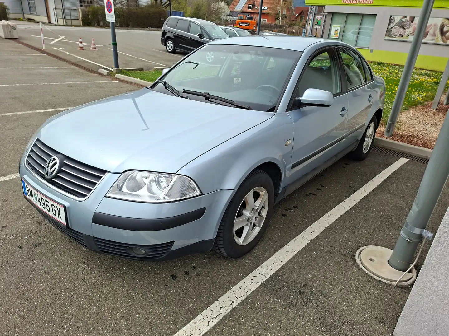 Volkswagen Passat 1.9 TDI Blau - 2