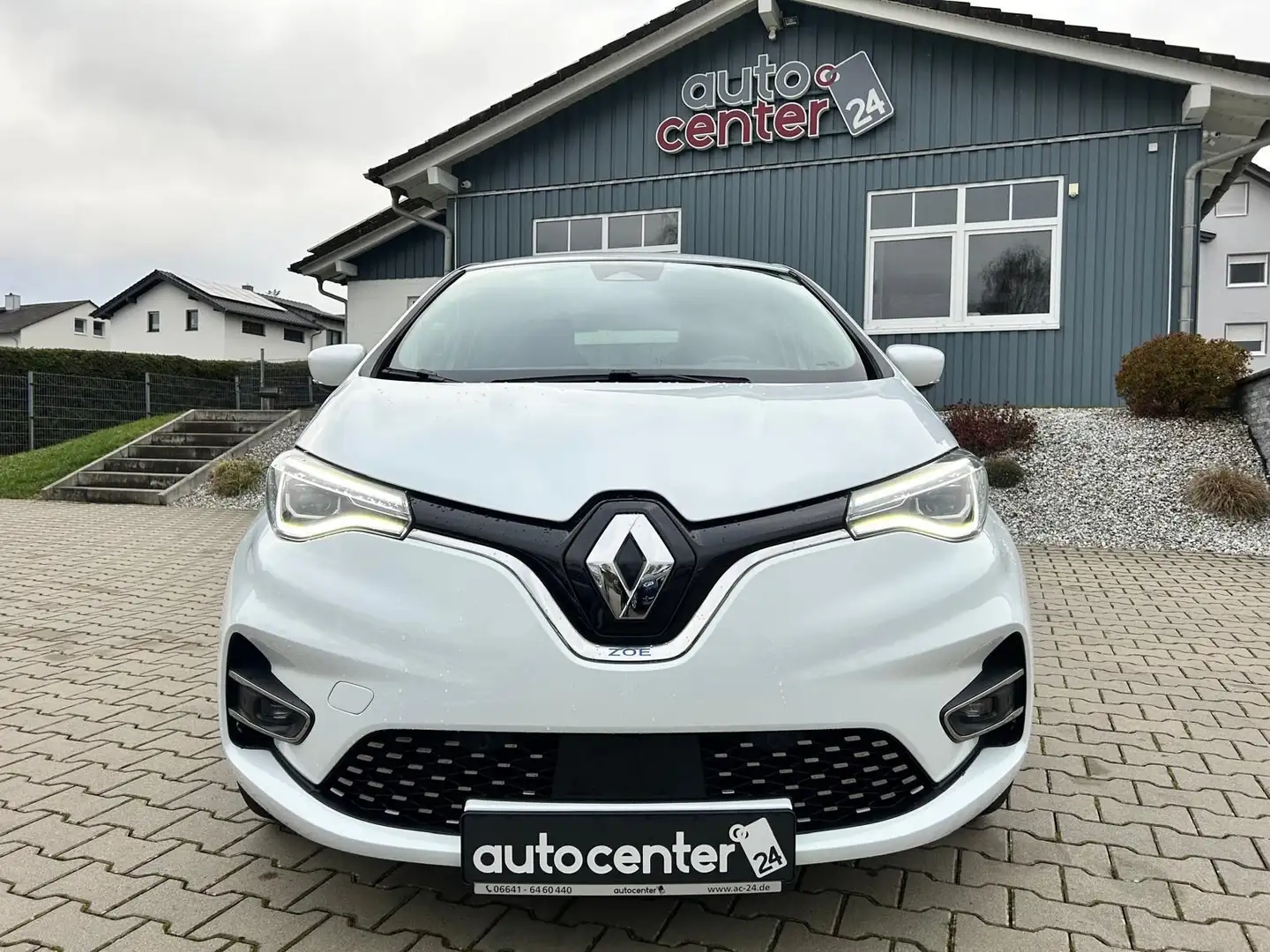 Renault ZOE Intens°52 kWh°CCS°BOSE°Kamera°Winterpaket° Weiß - 2