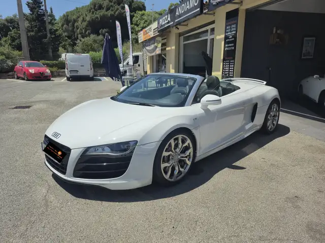 Audi R8 R8 Spyder V10 5.2 FSI 525 Quattro R-Tronic