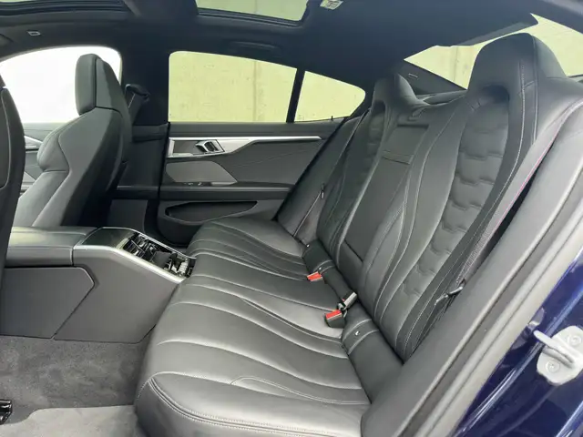 BMW M850 i xDrive M-Sportpaket Ansicht 10