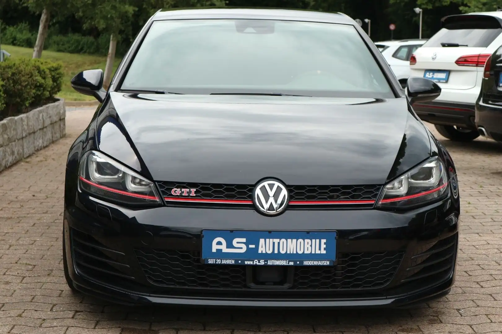 Volkswagen Golf Lim. GTI BMT *DSG/RFK/NAV/ACC/XENON/PDC* Schwarz - 2