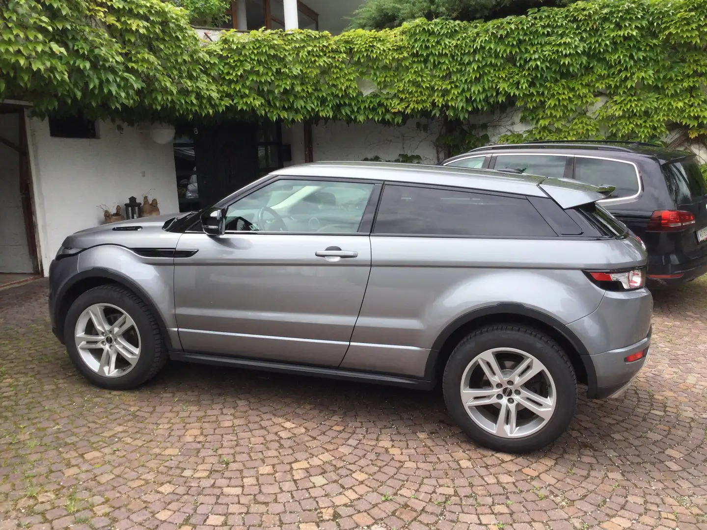 Land Rover Range Rover Evoque Dynamic 2,2 SD4 Aut. Gris - 2