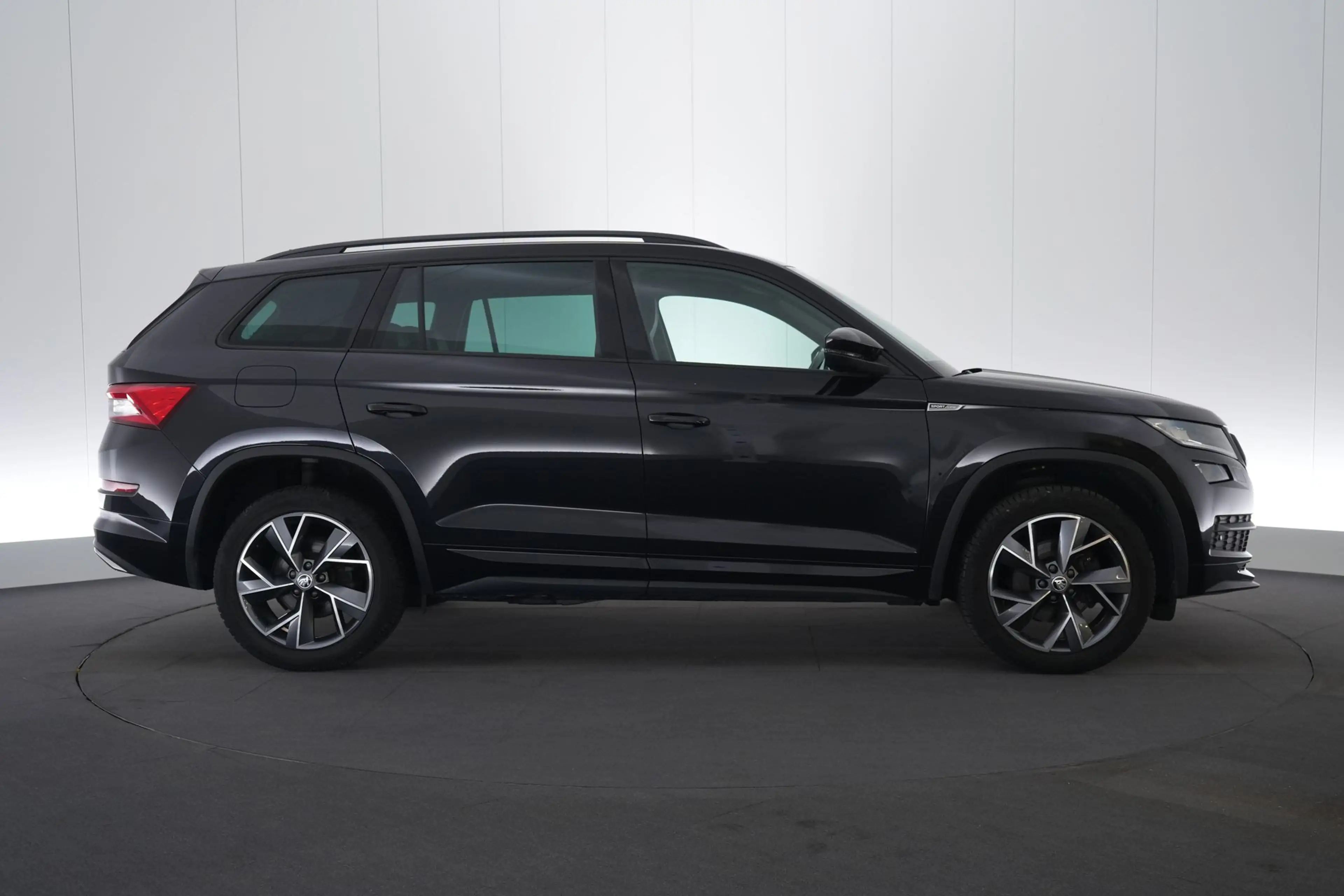 Skoda Kodiaq 2.0 CR TDi DSG Sportline II LEDER/ALCANTARA LED GP — photo 5
