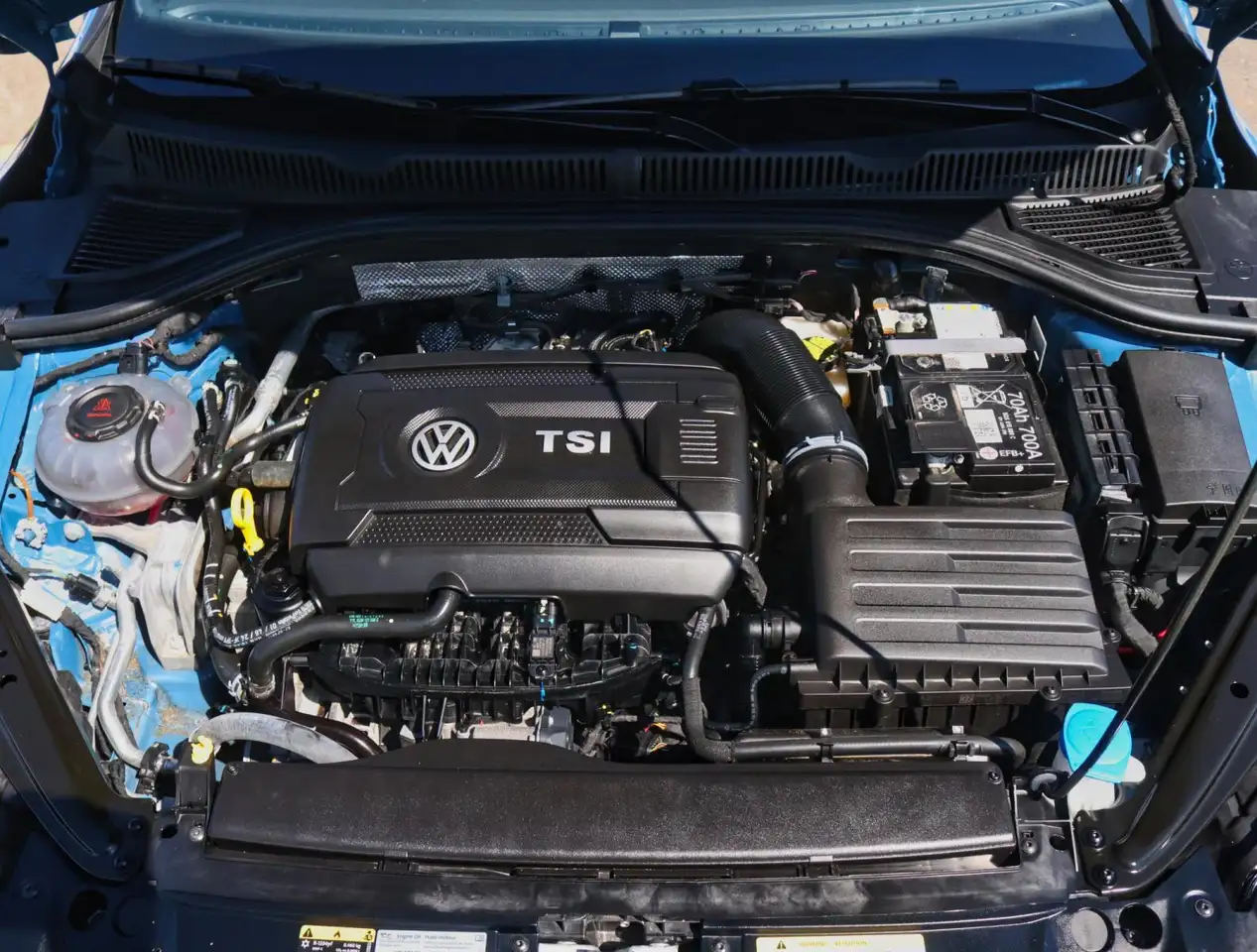 Volkswagen Jetta снимка Volkswagen Jetta