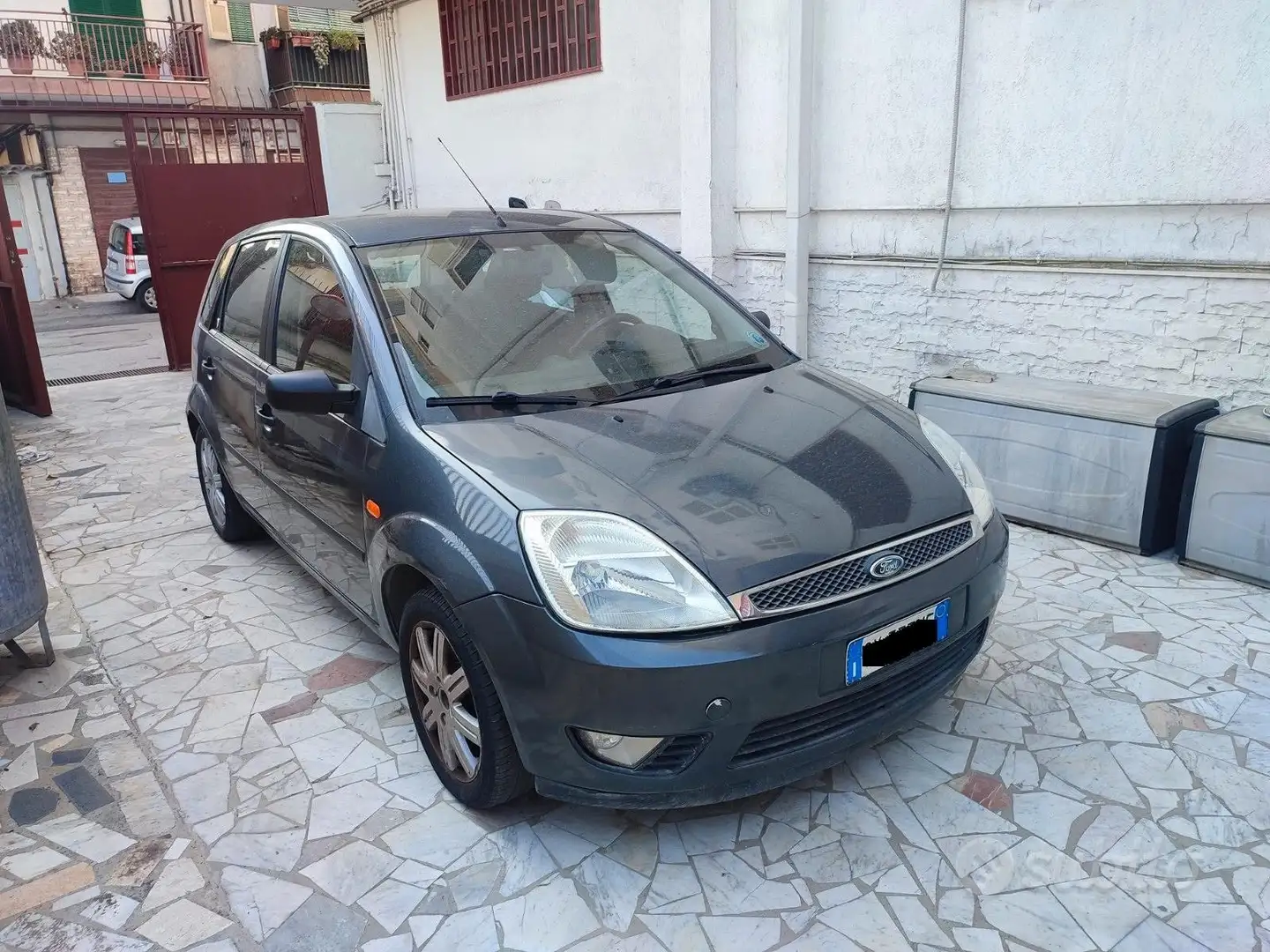 Ford Fiesta 5p 1.4 tdci Ghia - 1