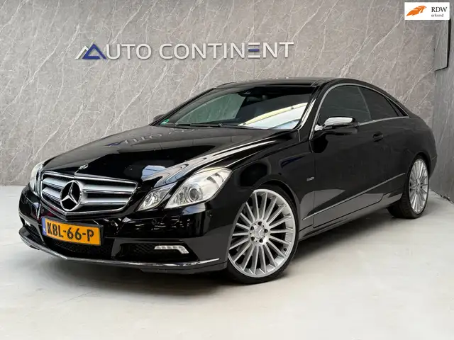 Mercedes-Benz E 350 Coupé CGI 293 PK / Nette Auto / APK / Panorama