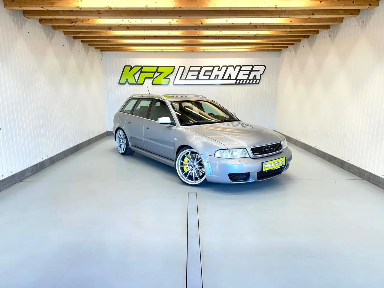 Audi RS4