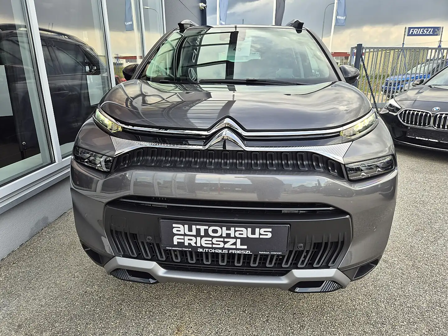 Citroen C3 Aircross 1.5 BlueHDi 120 FAP Shine S&S(EURO 6d) Silber - 2