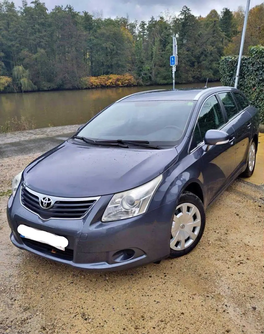 Toyota Avensis SW 2.0 D-4D Luna DPF Albastru - 2