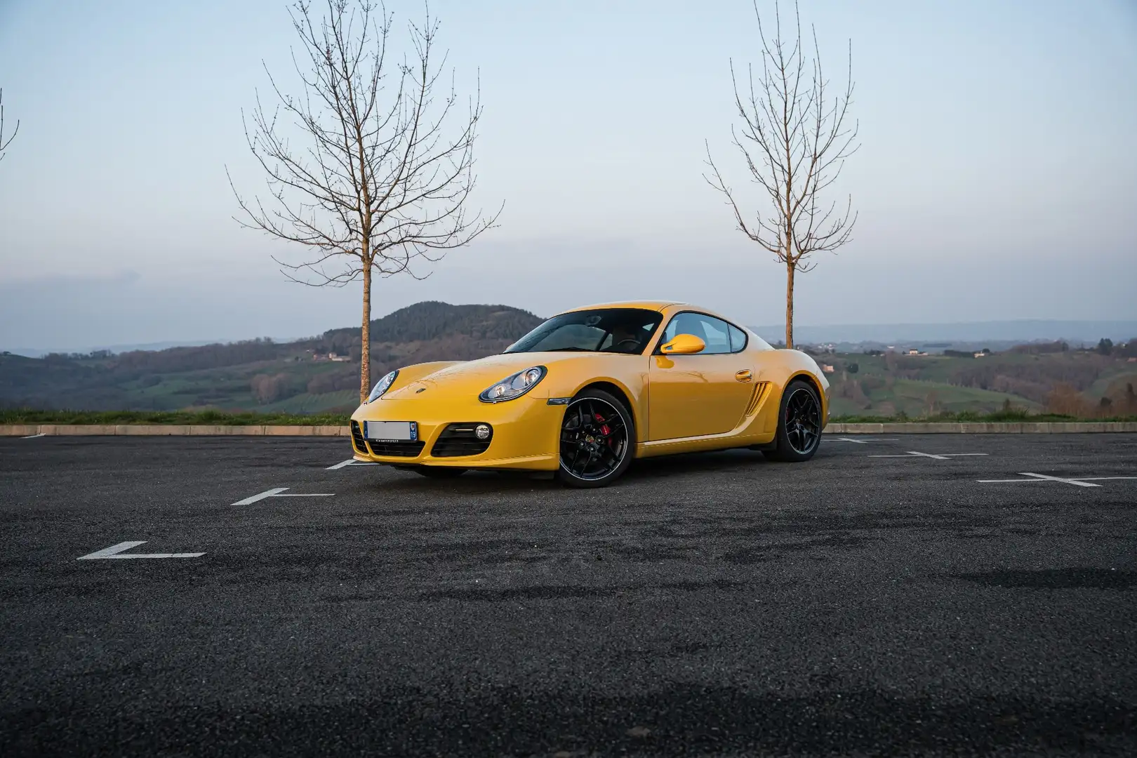 Porsche Cayman S PDK Yellow - 1