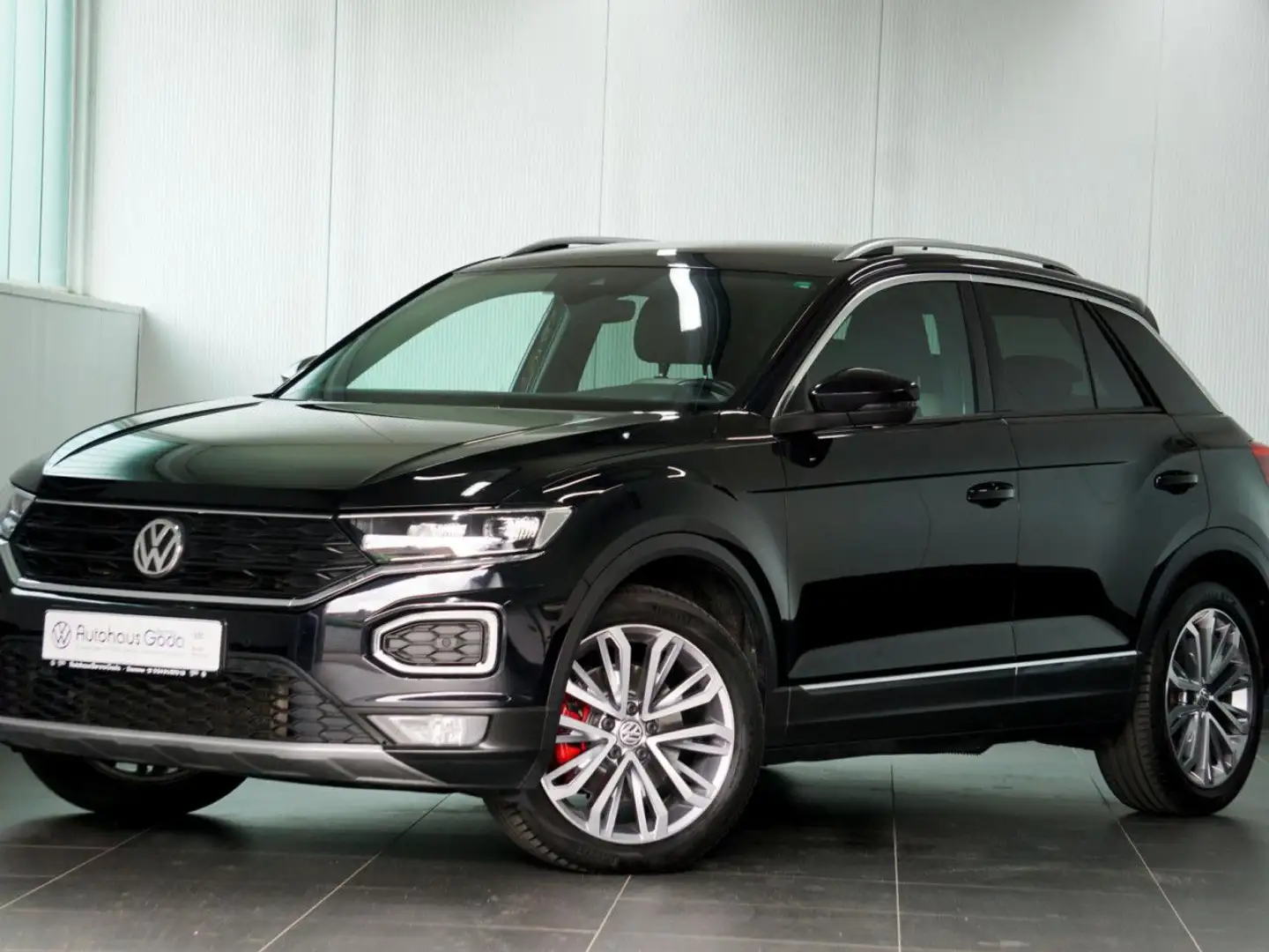 Volkswagen T-Roc Sport 2.0 TSI 4Motion DSG Navi LED Klima Schwarz - 2